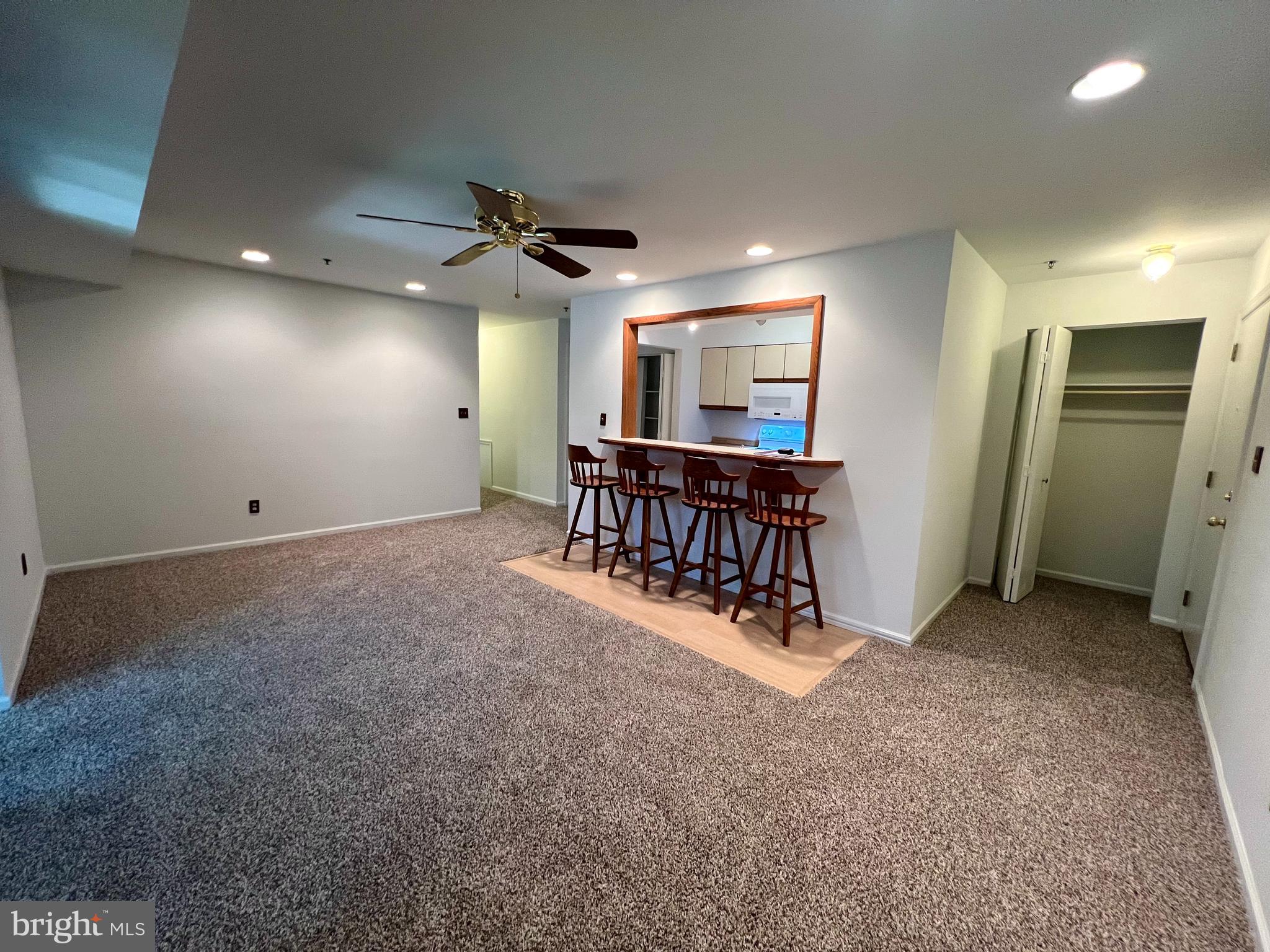 1212 GOVERNOR HOUSE CIRCLE 1212