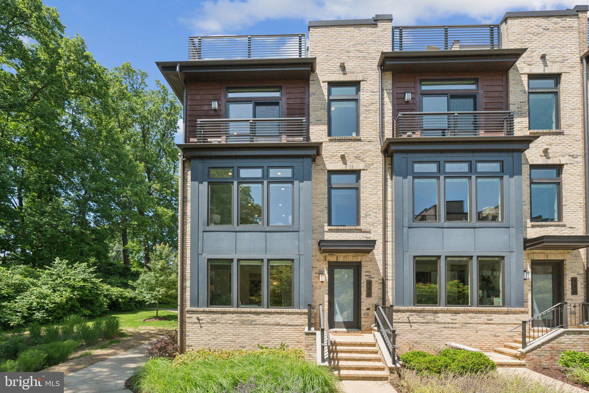 GROSVENOR HEIGHTS - Residential