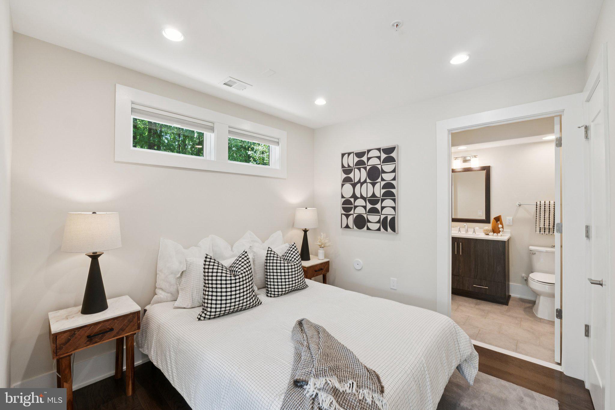 140 WINSOME CIRCLE