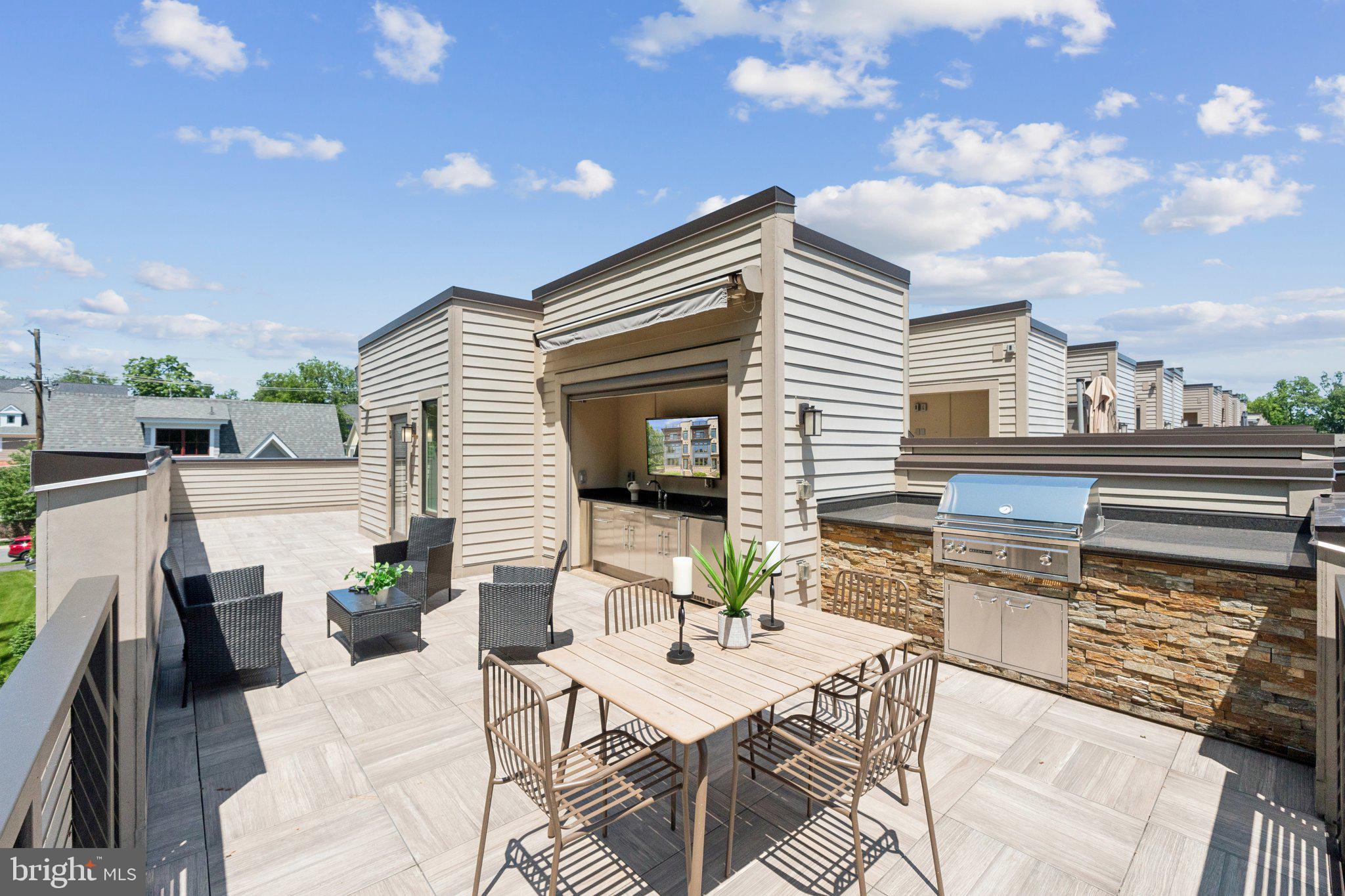 GROSVENOR HEIGHTS - Residential