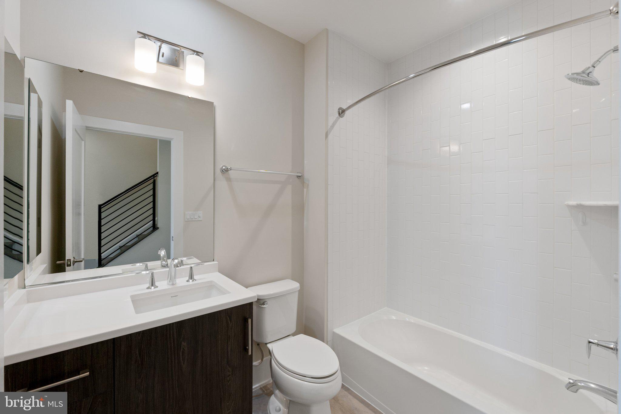 GROSVENOR HEIGHTS - Residential