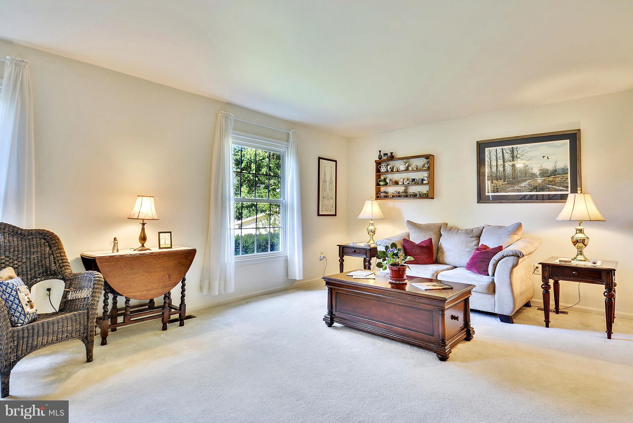 LAKEWOOD HILLS - Residential