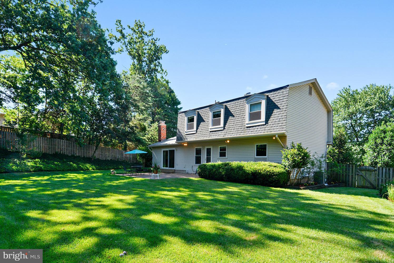 LAKEWOOD HILLS - Residential