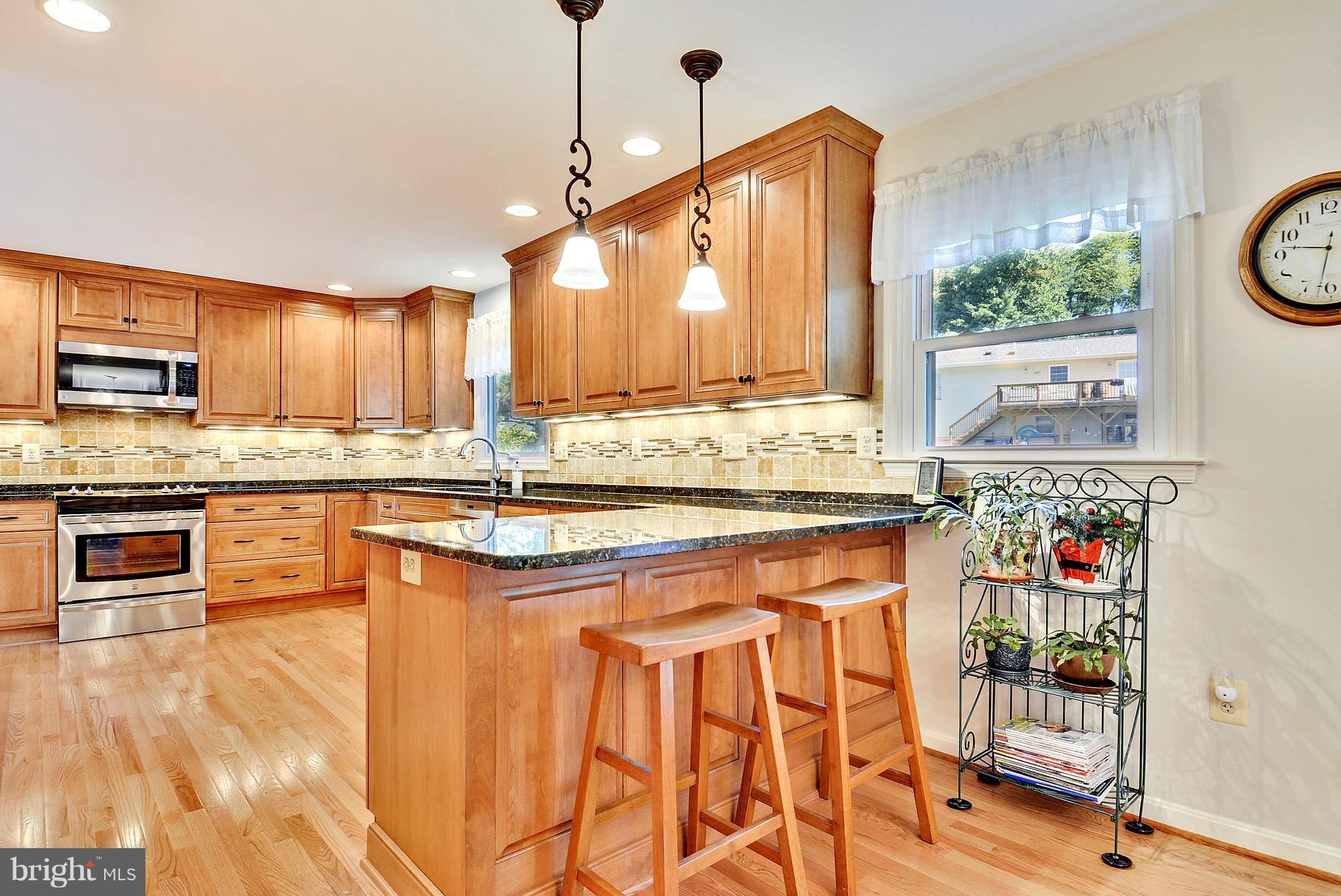 LAKEWOOD HILLS - Residential