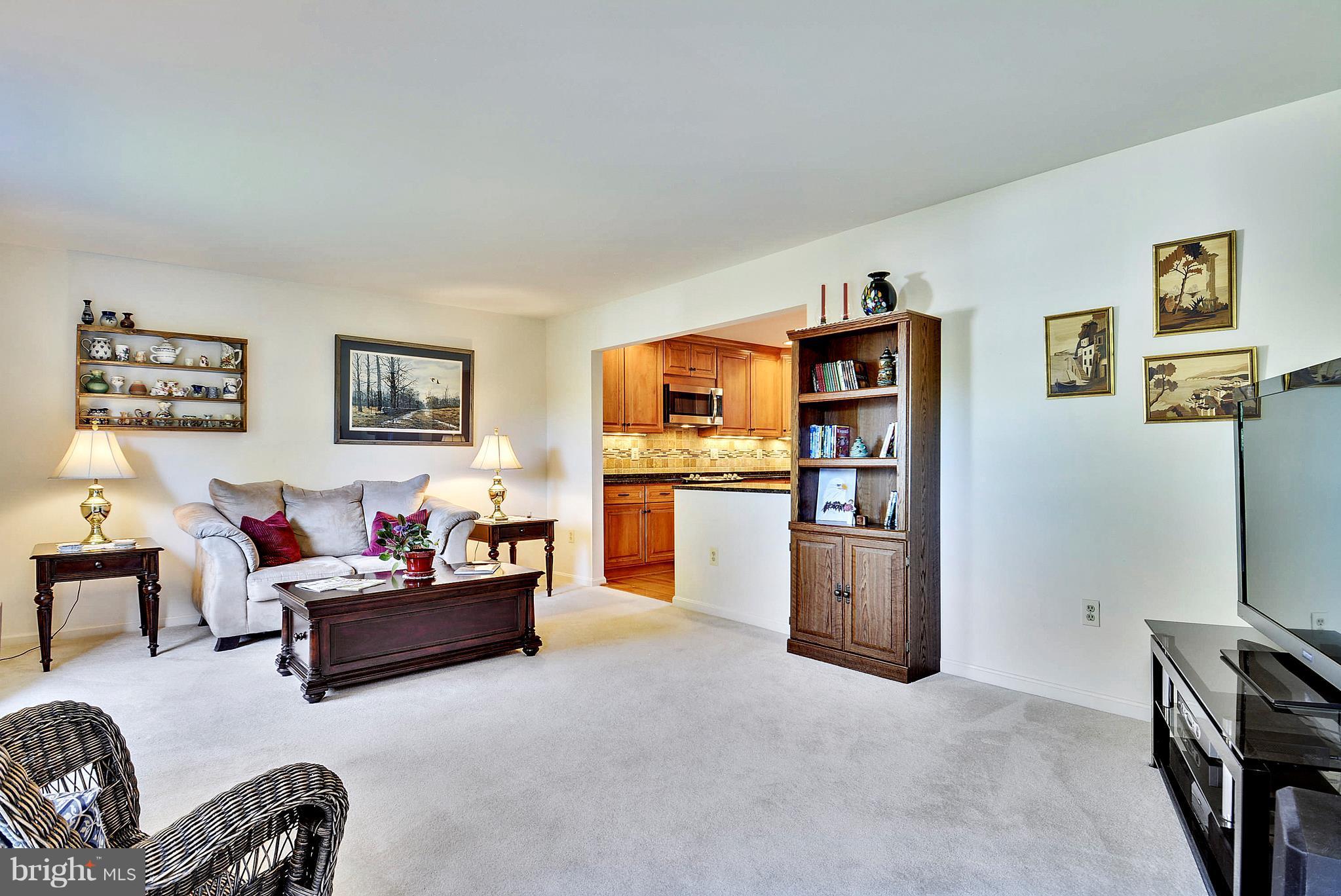 LAKEWOOD HILLS - Residential