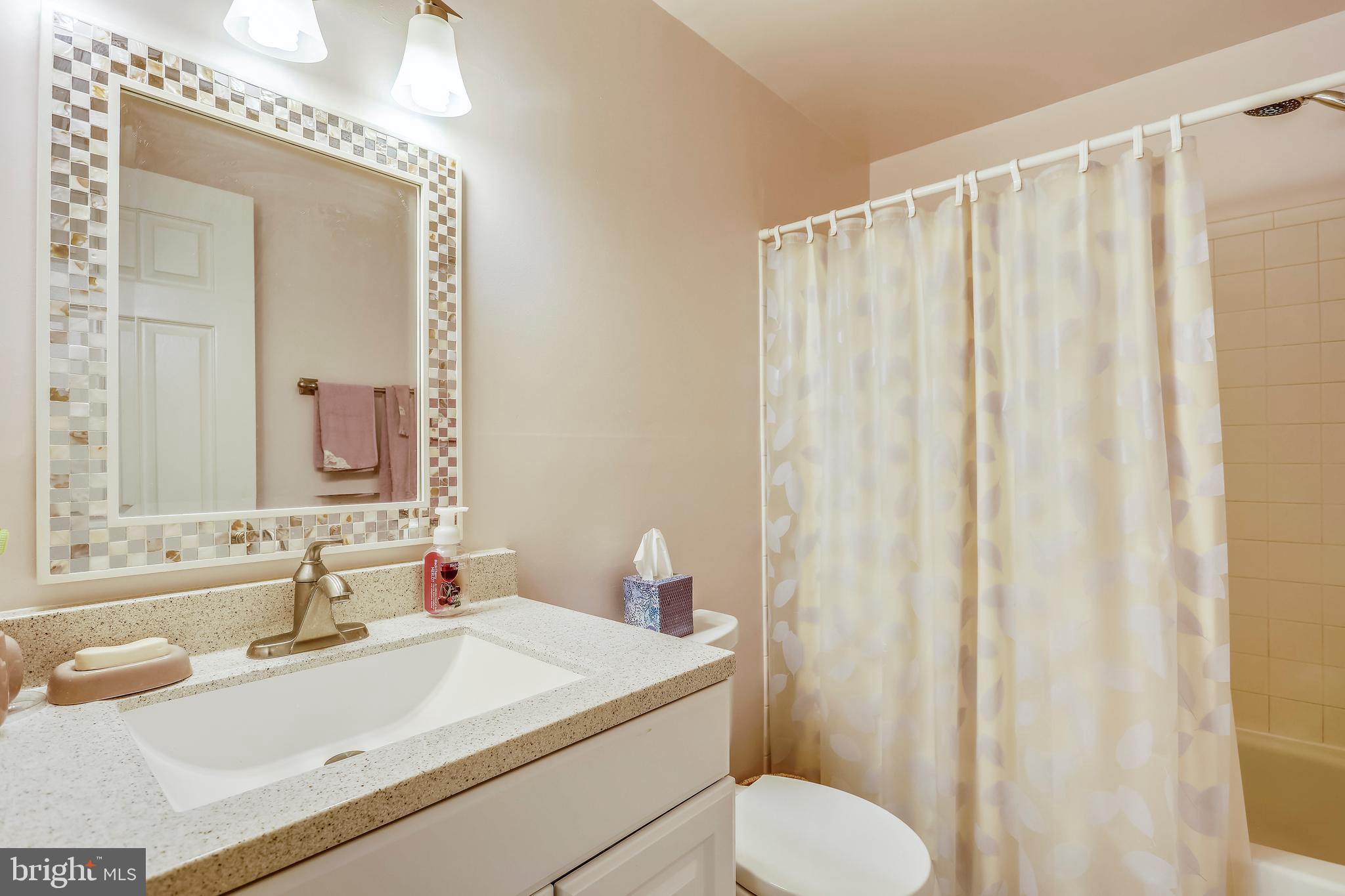 HALLOWELL - Residential