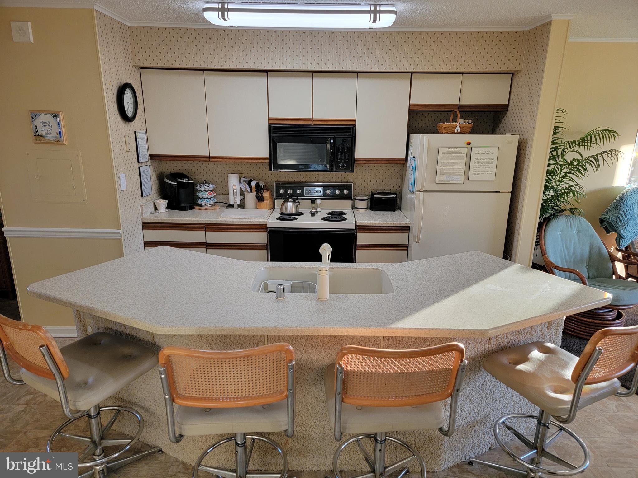 5500 COASTAL HIGHWAY A21101