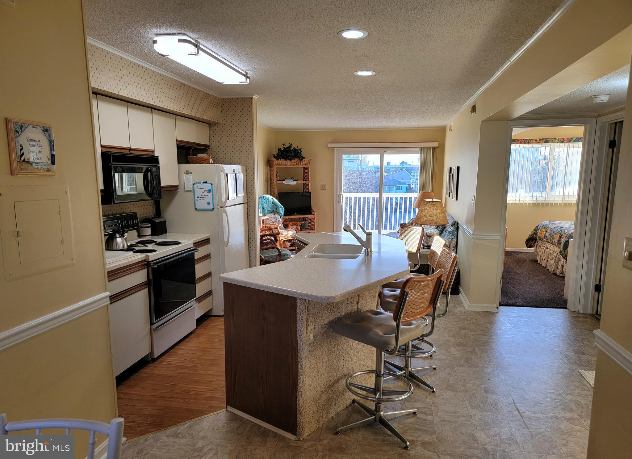 5500 COASTAL HIGHWAY A21101