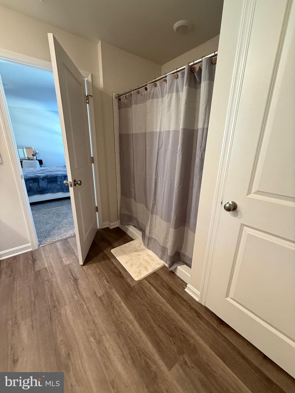 MAGNOLIA SPRINGS - Residential Lease