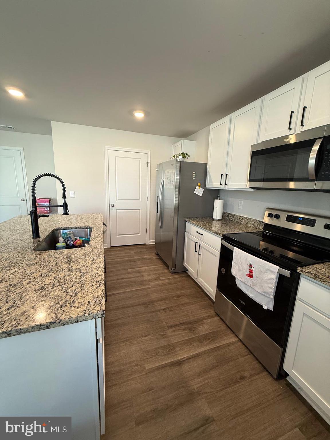 MAGNOLIA SPRINGS - Residential Lease