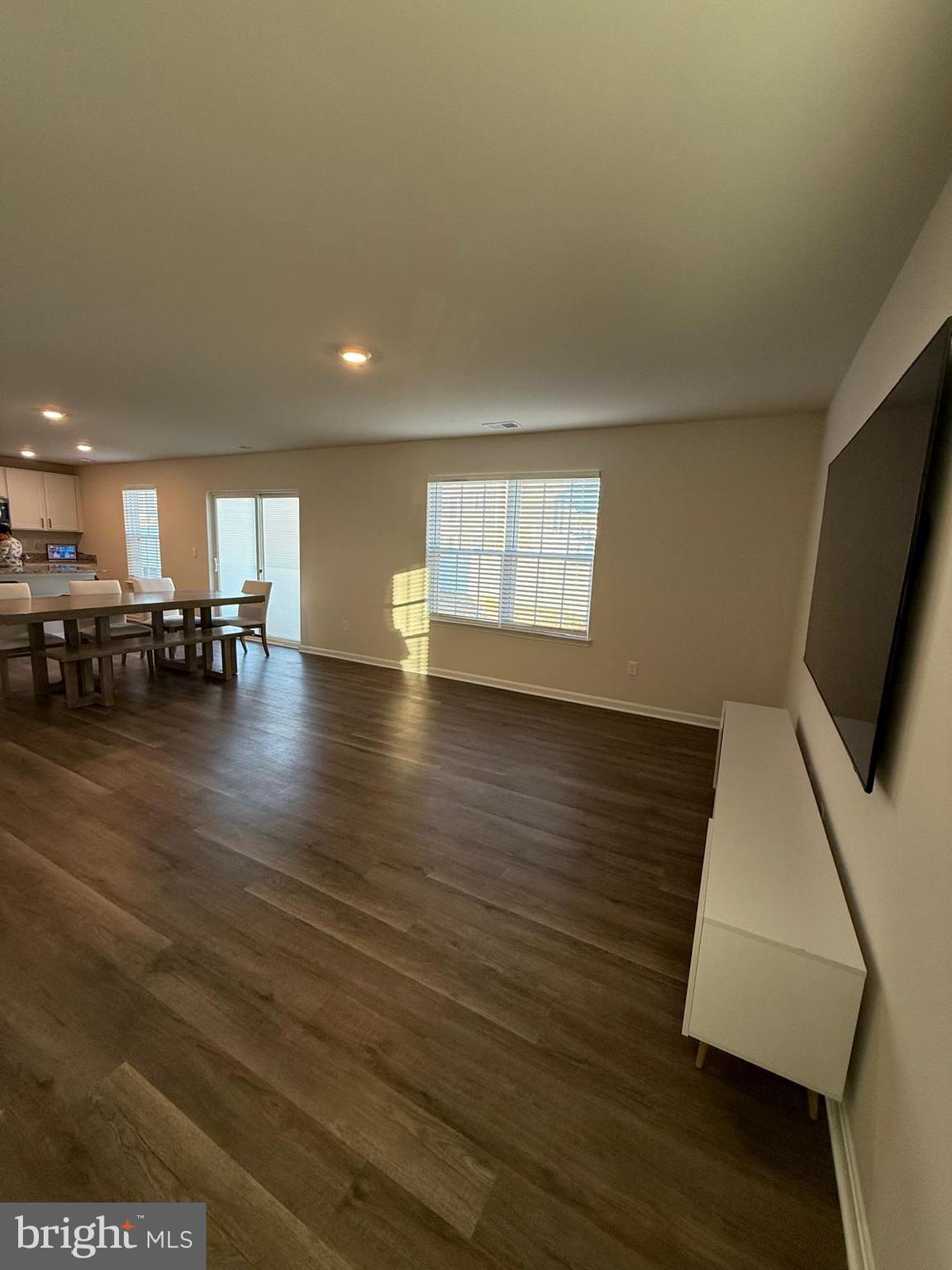 MAGNOLIA SPRINGS - Residential Lease