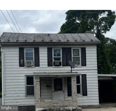 125 N Washington Street, Shippensburg, PA 17257 - #: PACB2054454