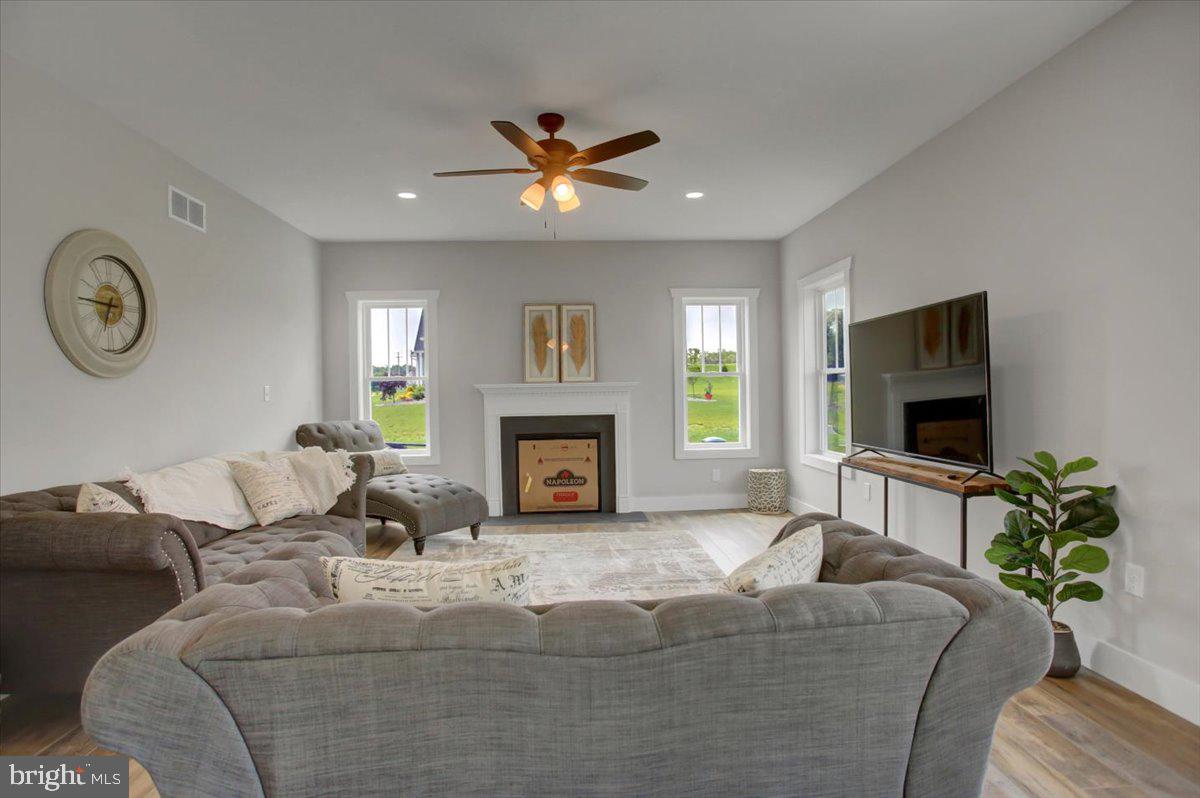 CUMBERLAND RANGE ESTATES - Residential