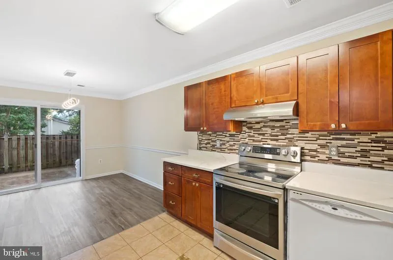 Germantown, Maryland 20874, United States, 3 Bedrooms Bedrooms, ,4 BathroomsBathrooms,Residential,Pending,187080