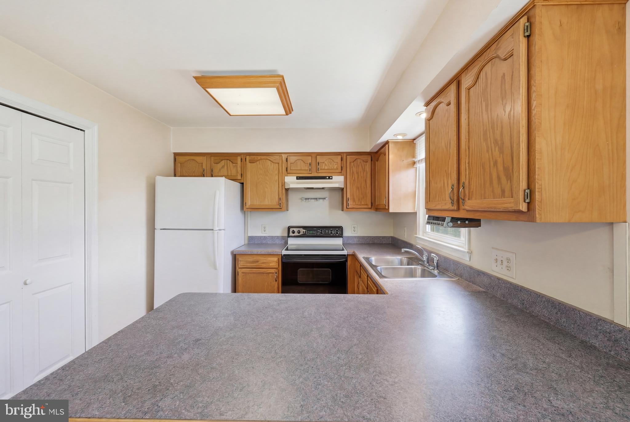 TUSCAWILLA HILLS - Residential