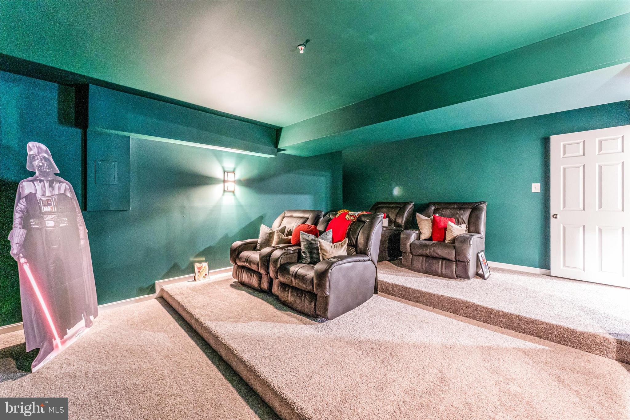 RIDGE GROVE ESTATES - Residential