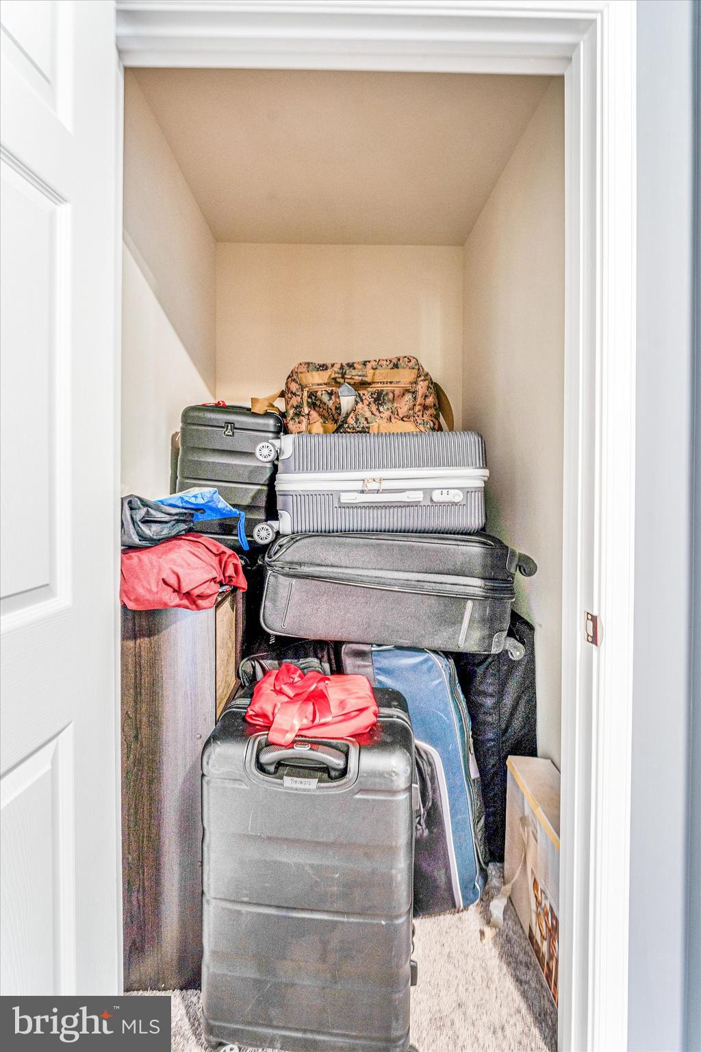 RIDGE GROVE ESTATES - Residential