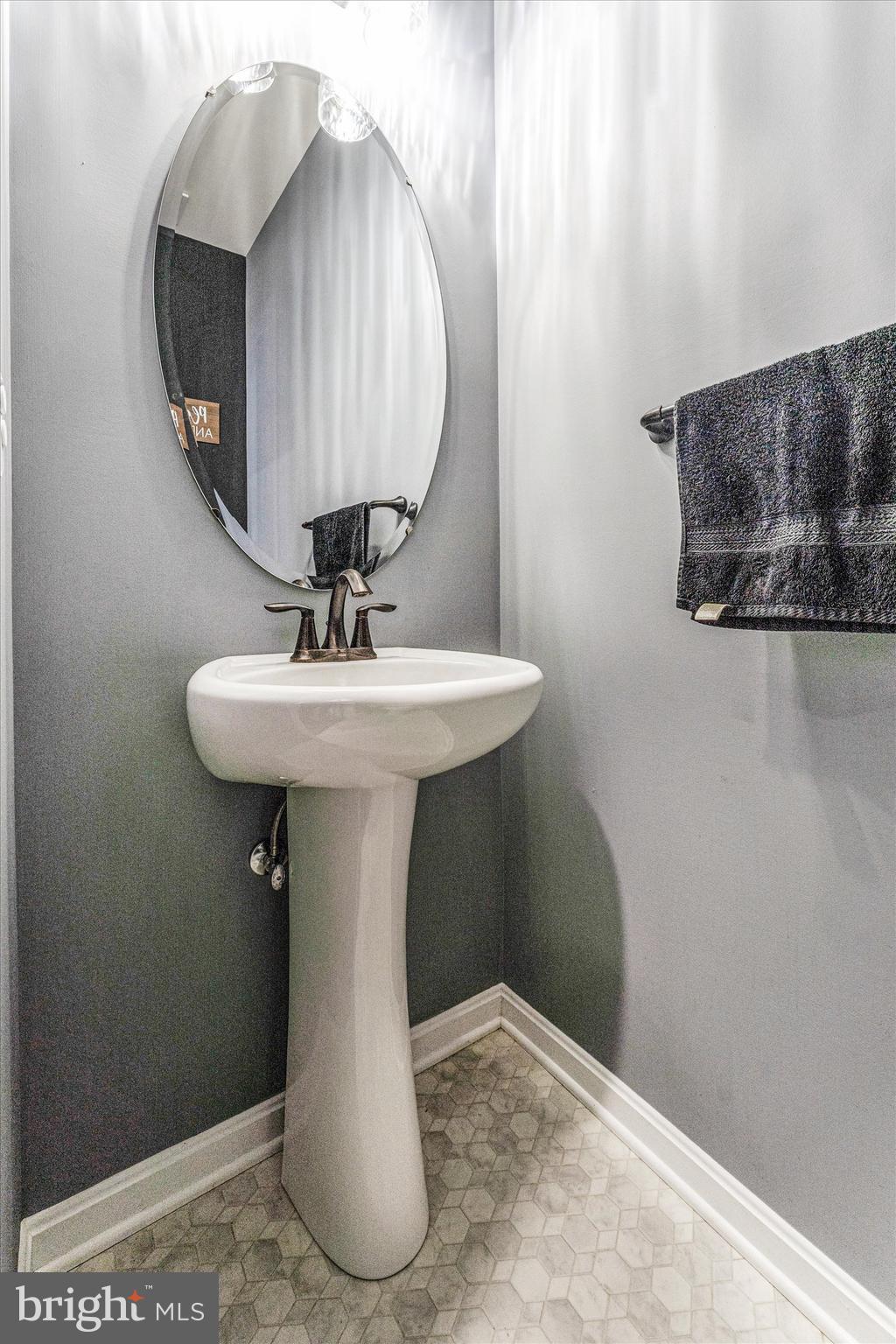 RIDGE GROVE ESTATES - Residential