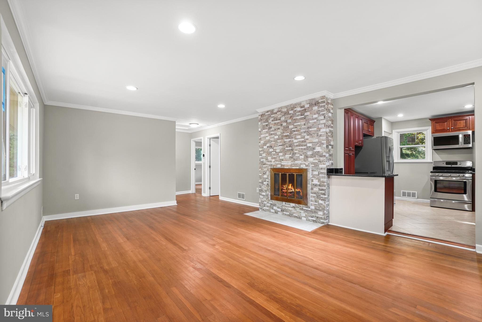 10705 LOCKRIDGE DRIVE
