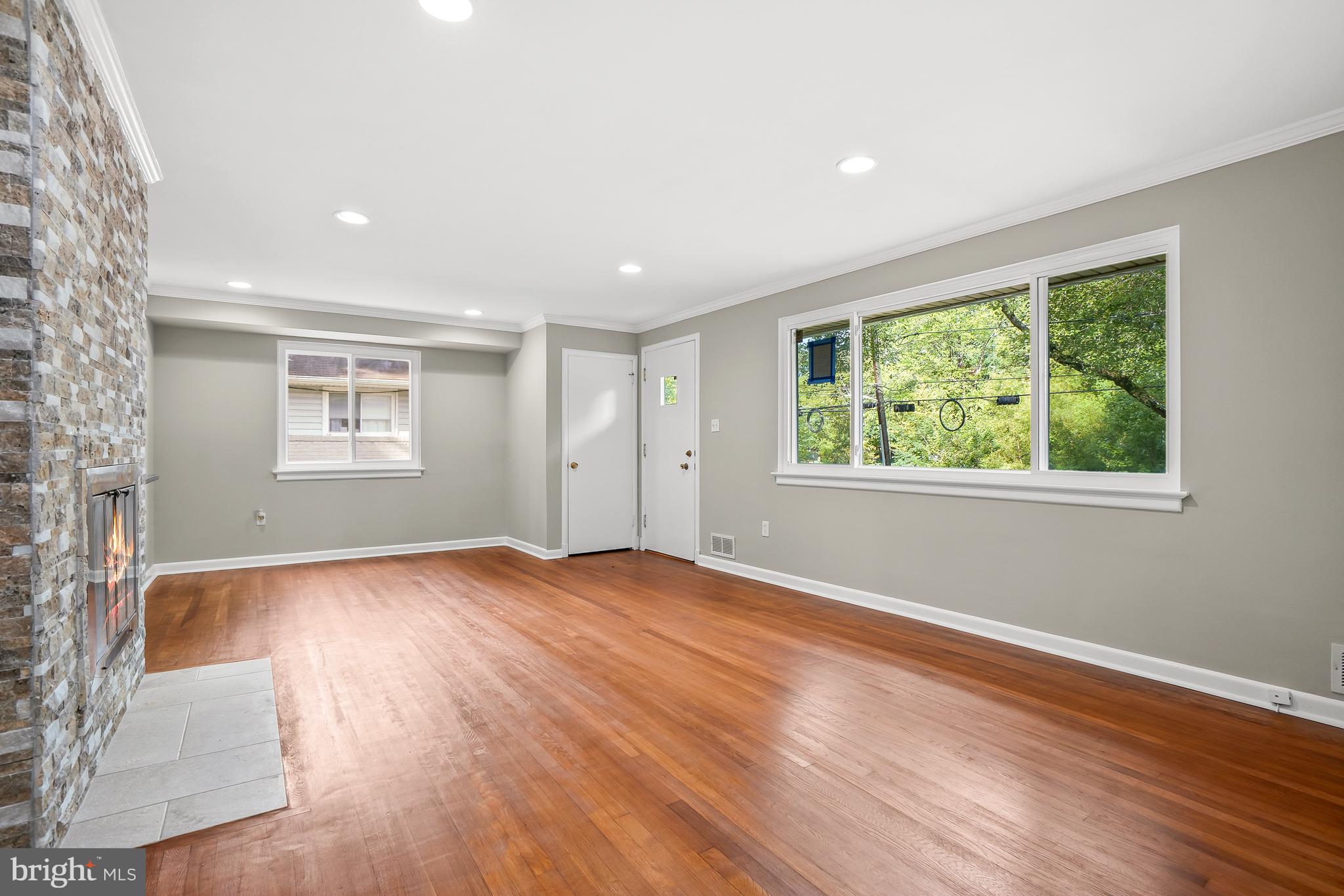 10705 LOCKRIDGE DRIVE