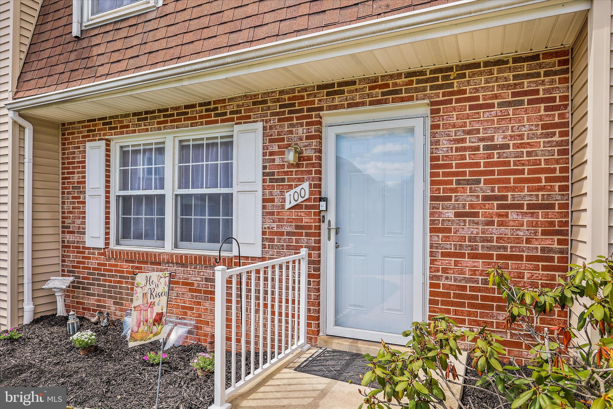 100 DEW DROP COURT 100