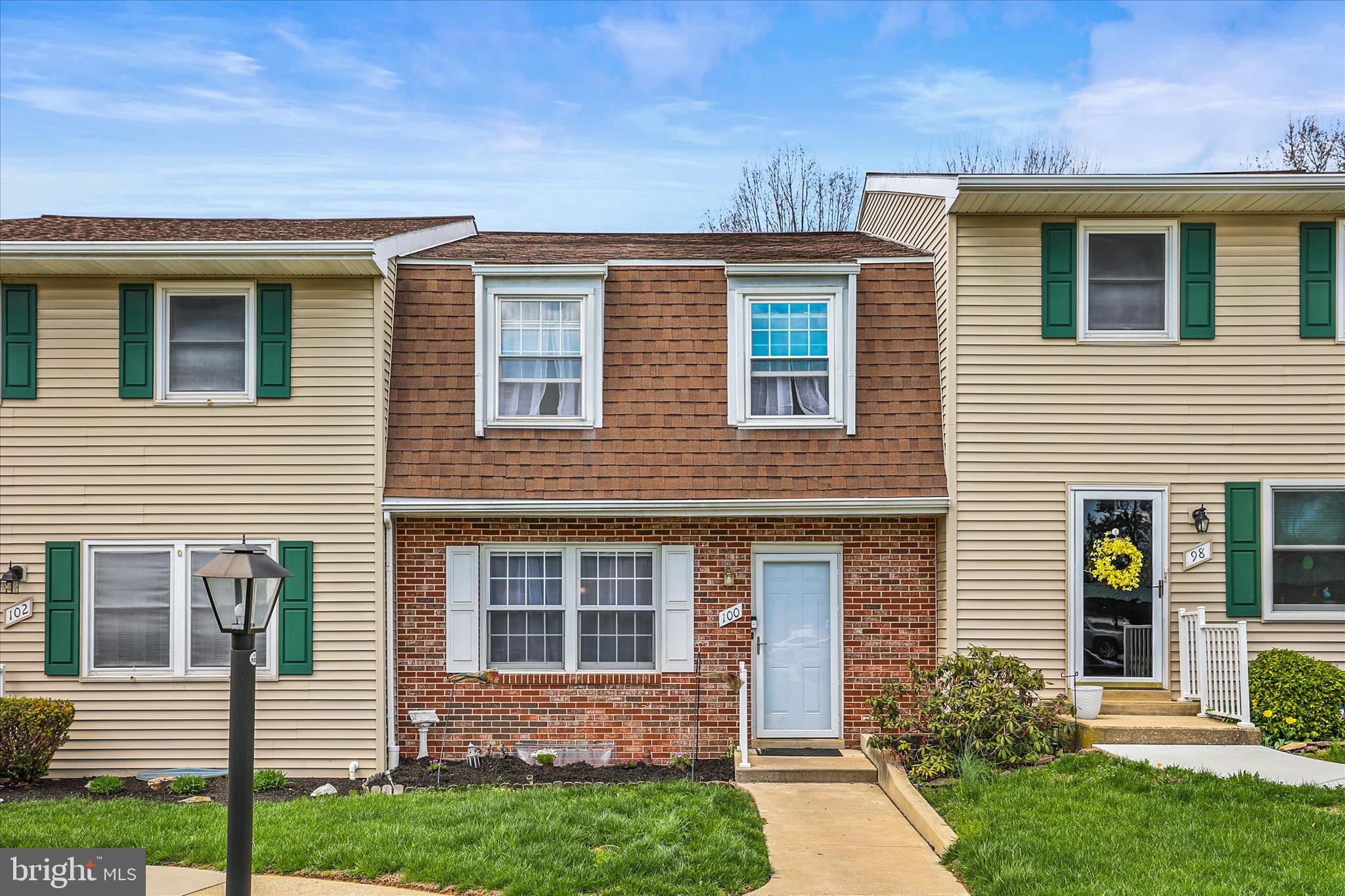 VILLAGE OF FOX RUN - Residential