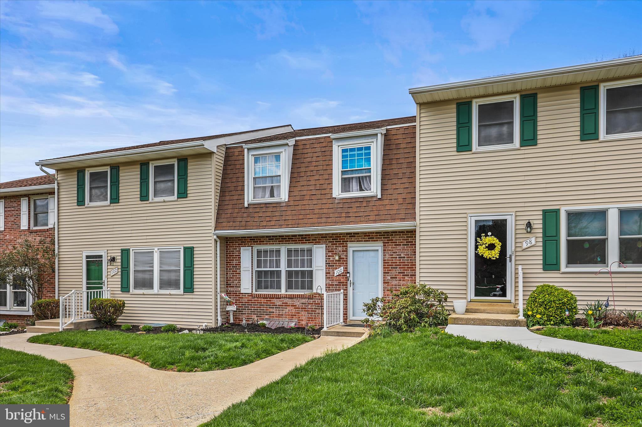 100 DEW DROP COURT 100