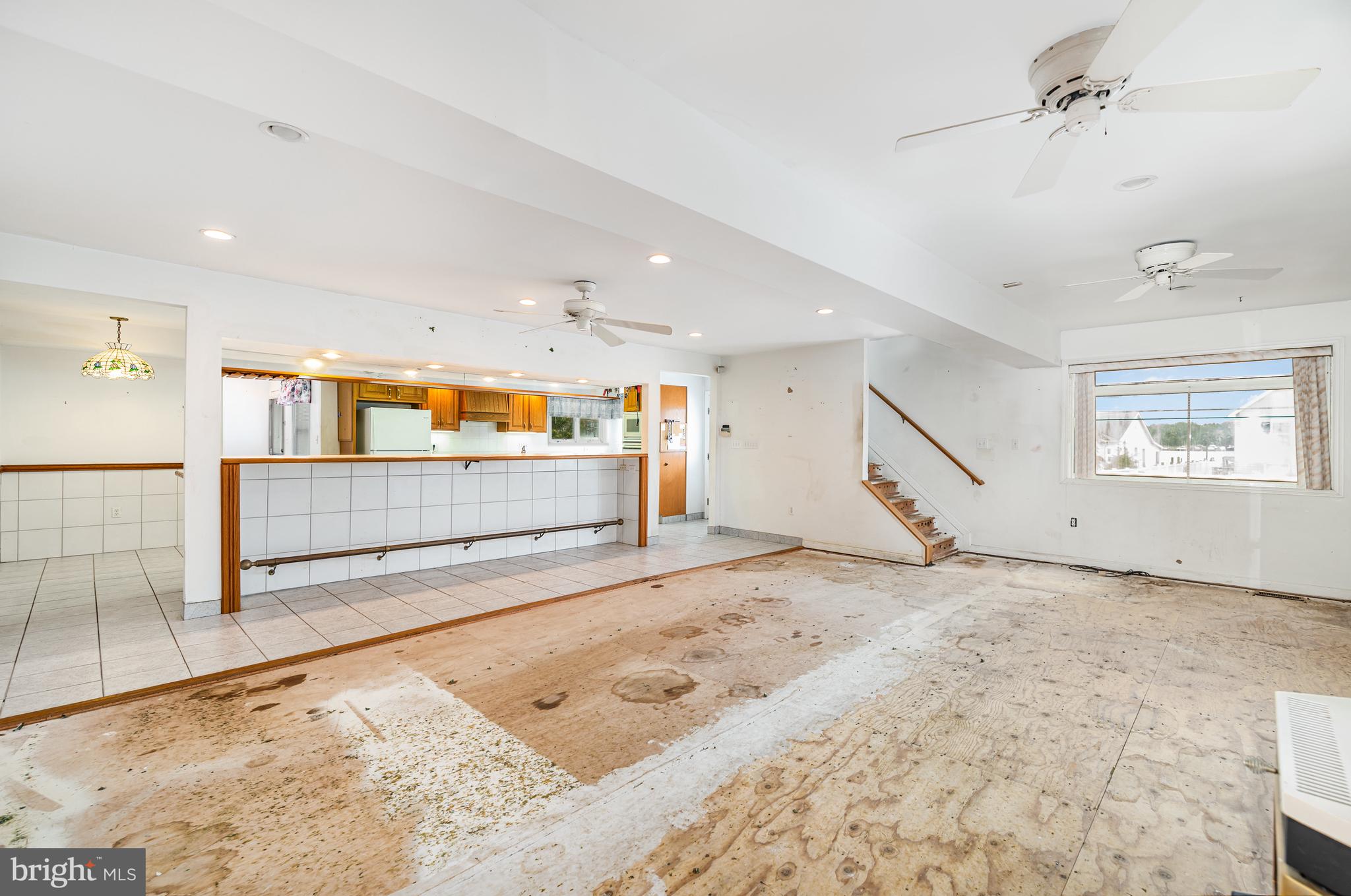 BAYSIDE BEACH - Residential