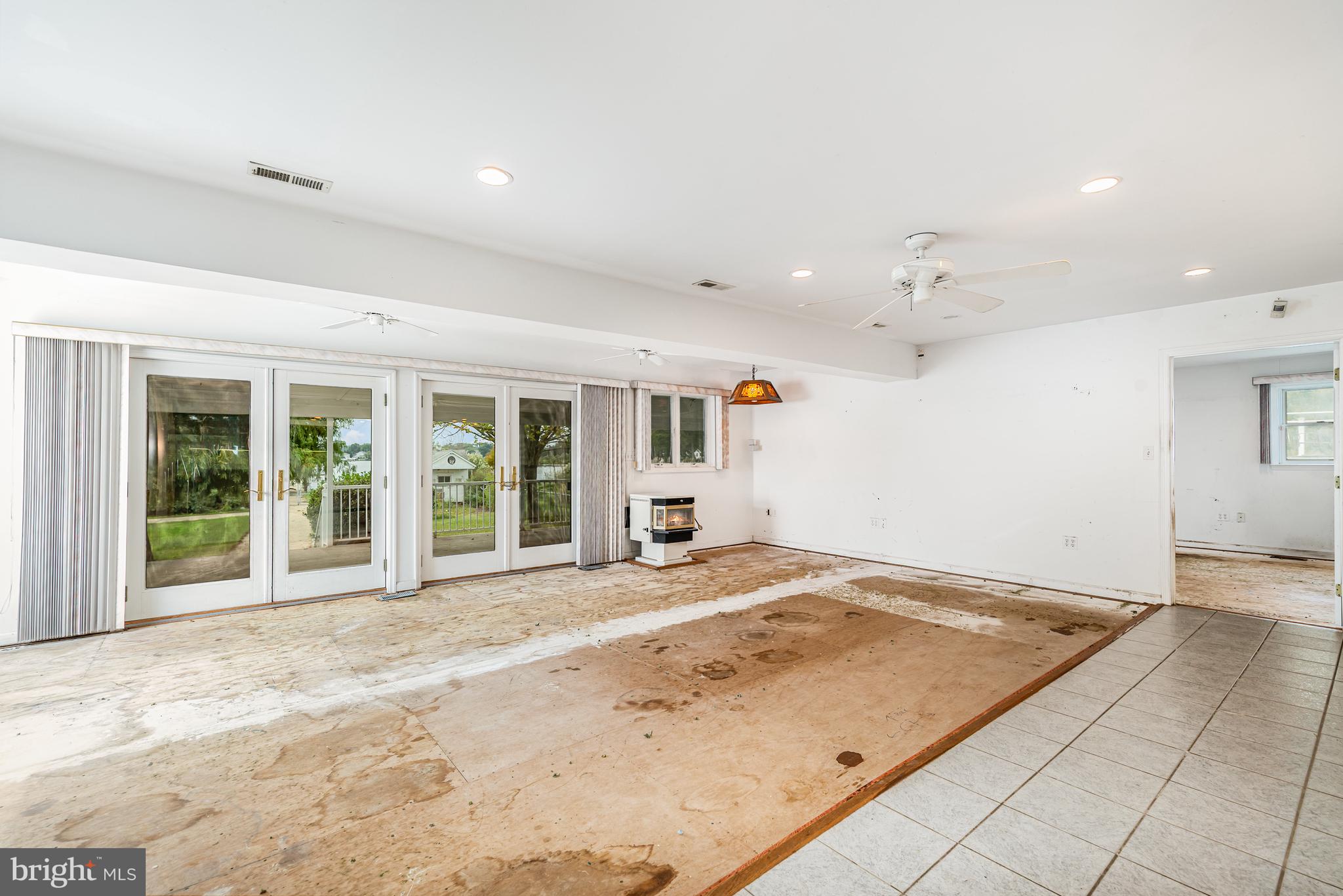 BAYSIDE BEACH - Residential