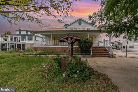 Homes For Sale - 7862 Bodkin View Drive<br/> PASADENA, MD 21122