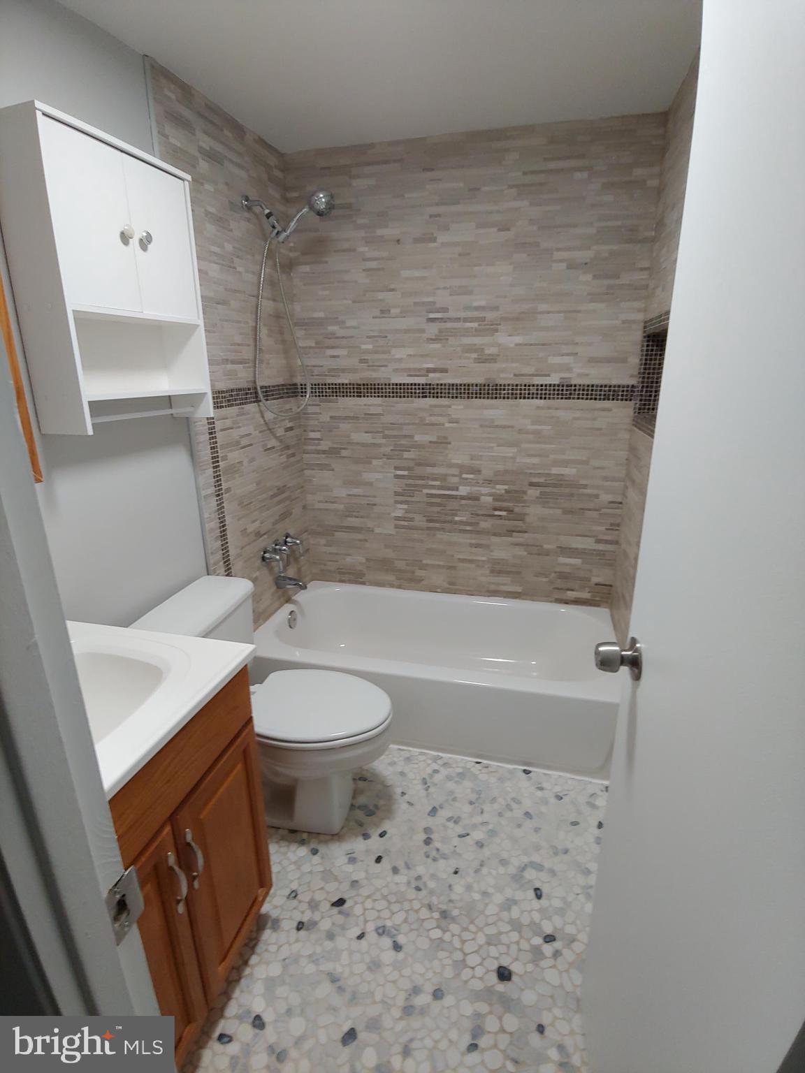 BELMONT SOUTH - Residential Lease