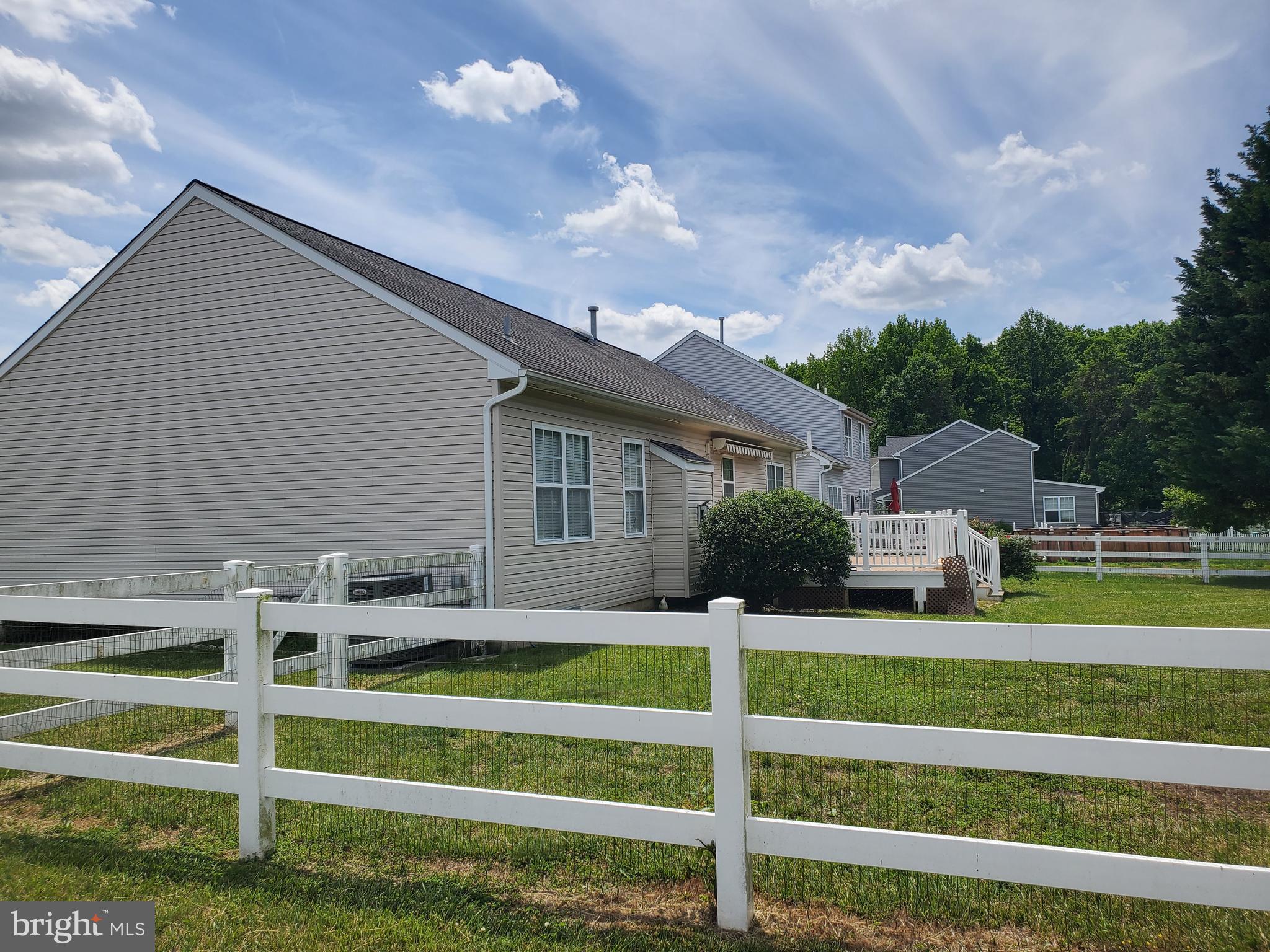 252 BERWICK LANE