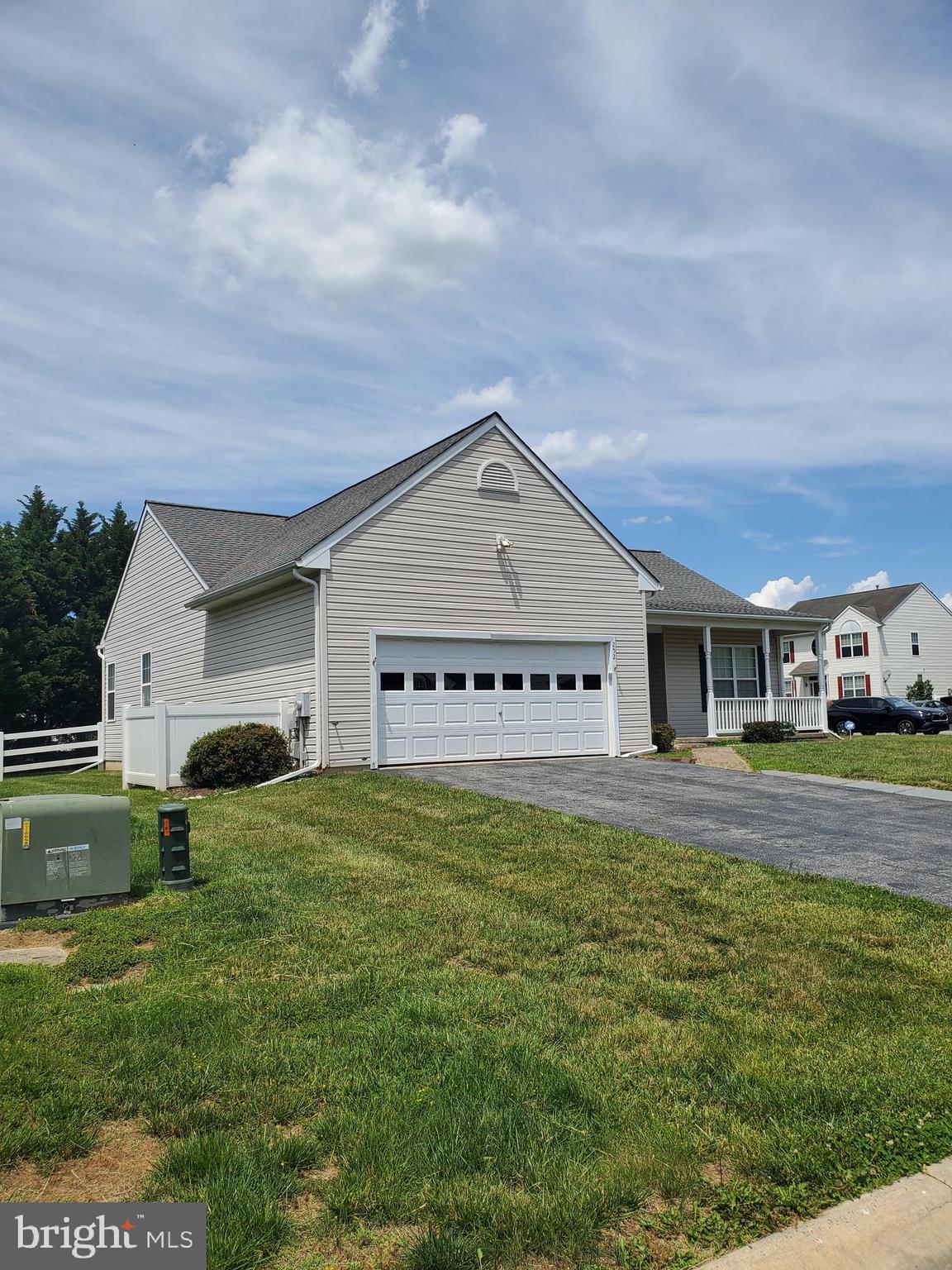 252 BERWICK LANE