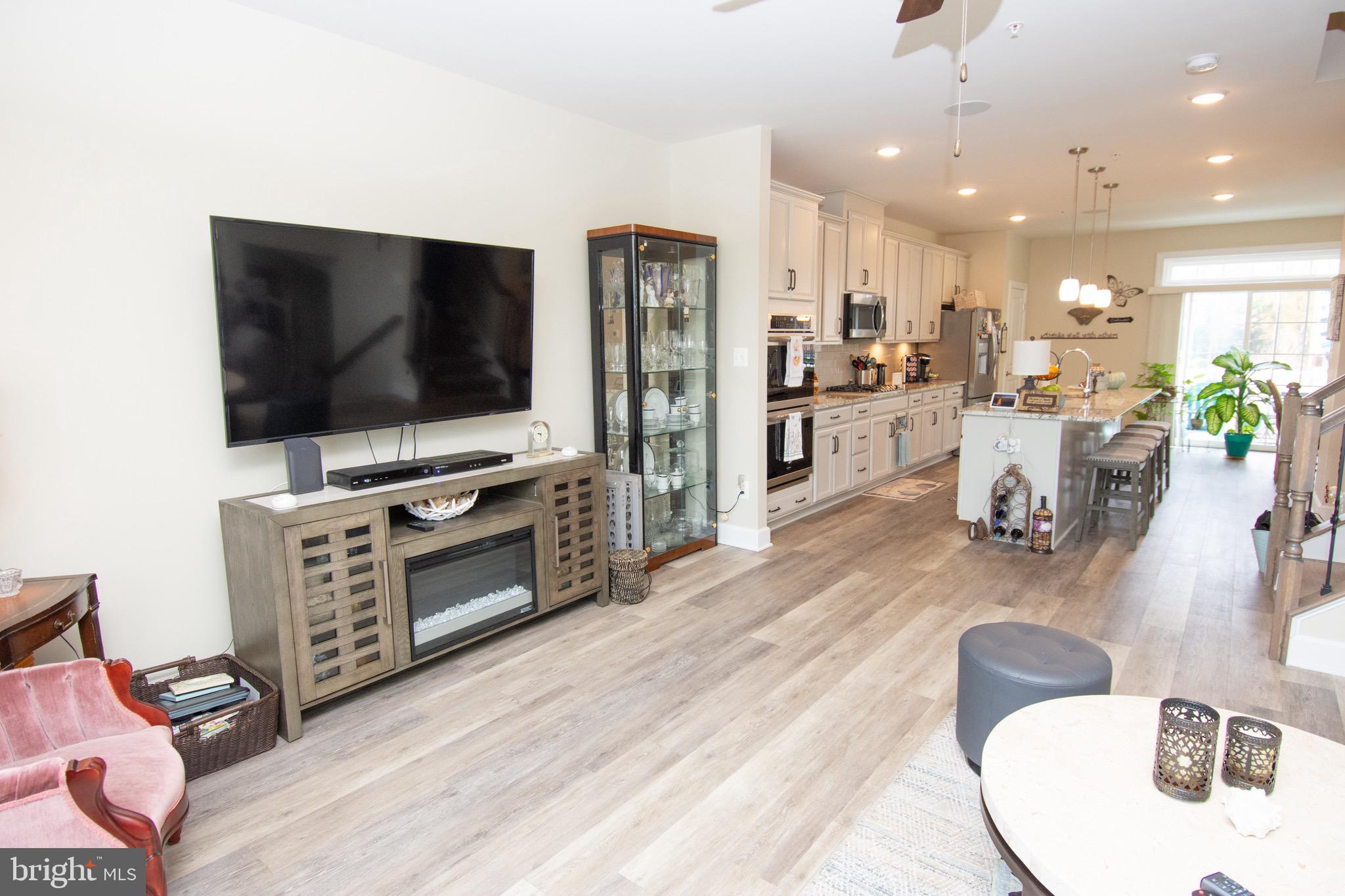 HAMILTON PARK - Residential