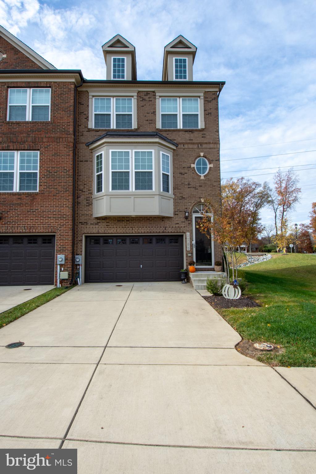 HAMILTON PARK - Residential