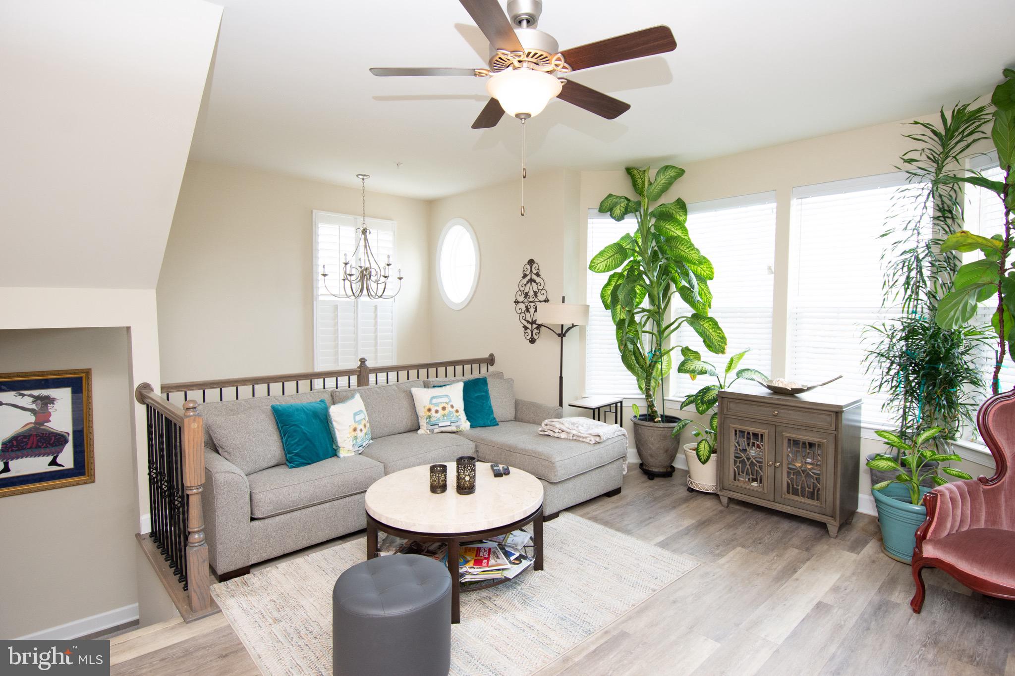 HAMILTON PARK - Residential