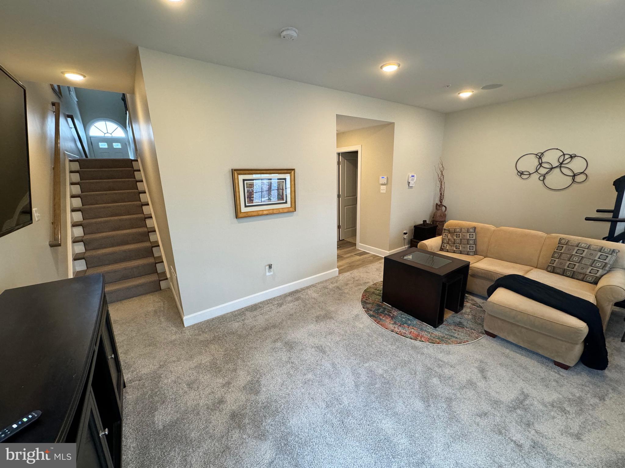 HAMILTON PARK - Residential