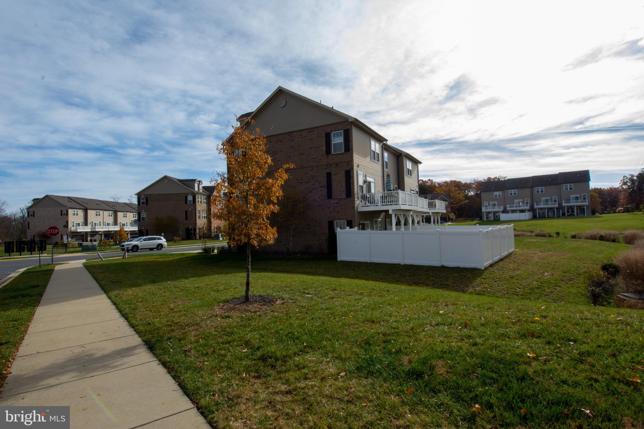 HAMILTON PARK - Residential