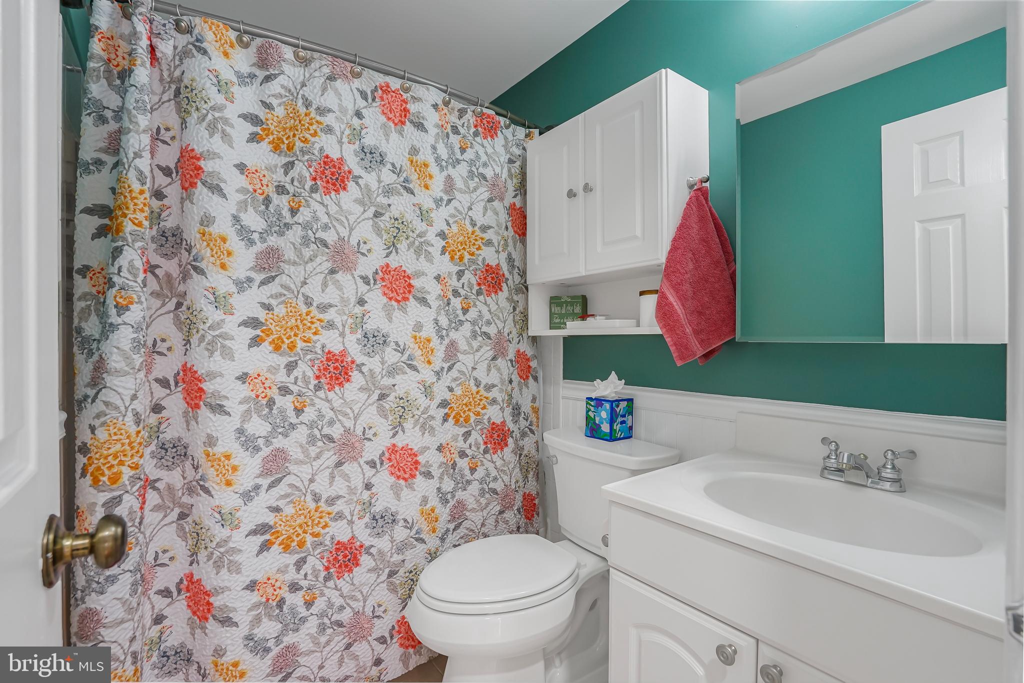 FOX MILL ESTATES - Residential