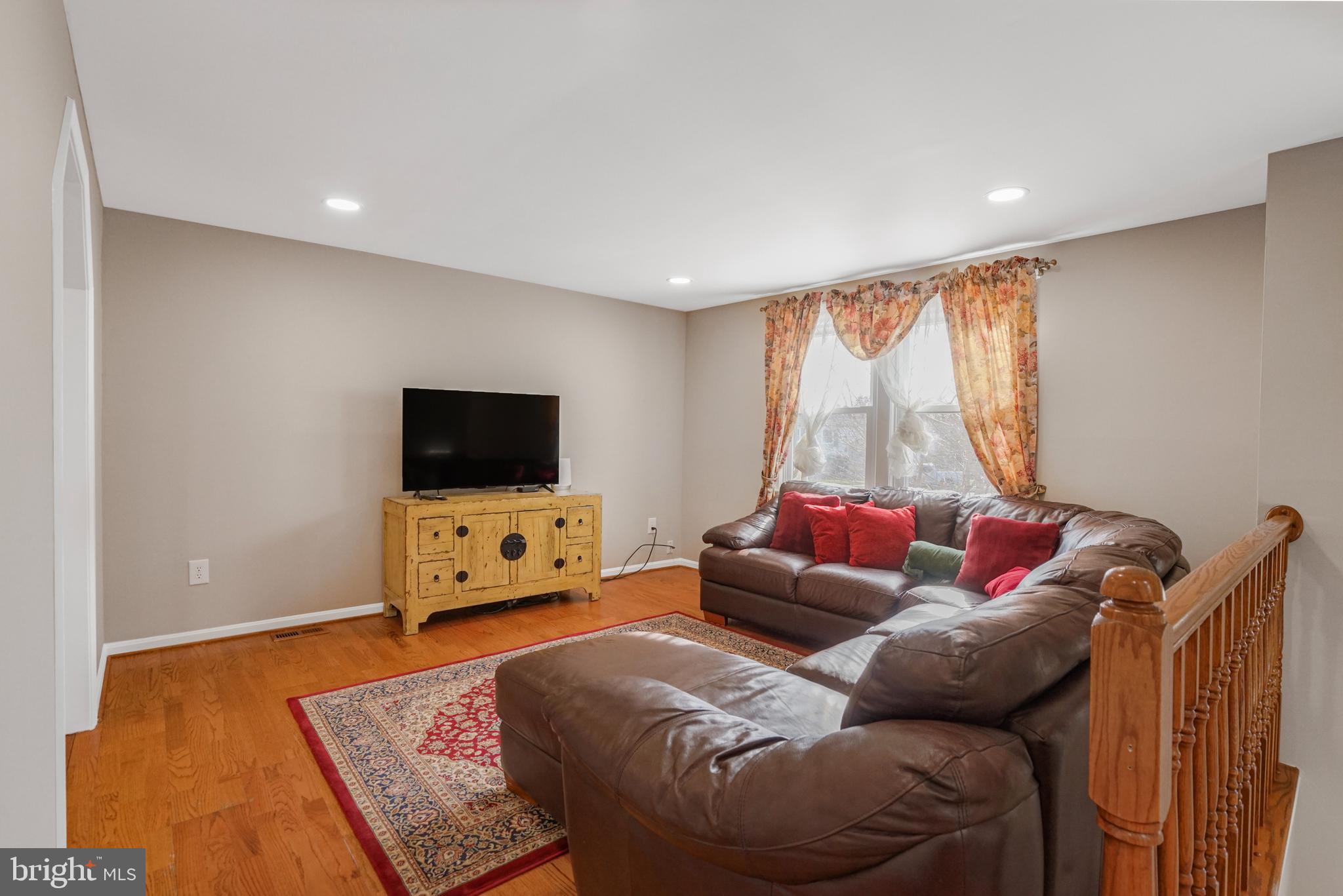2618 BASTIAN LN
