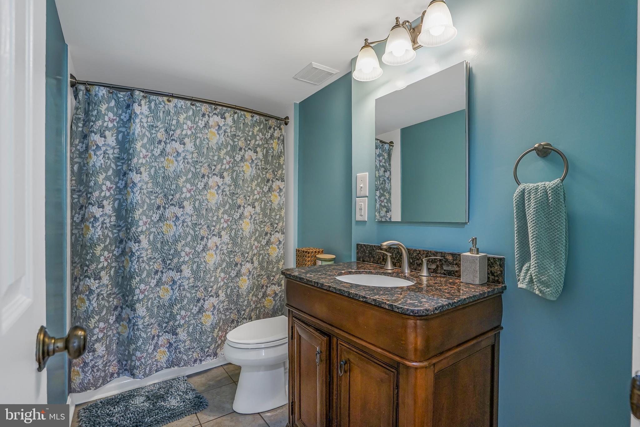 FOX MILL ESTATES - Residential