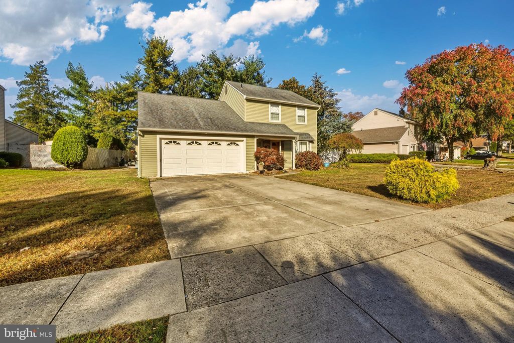 Photo of 8221 Corbett Rd, PENNSAUKEN, NJ 08109 (MLS # NJCD2104726)