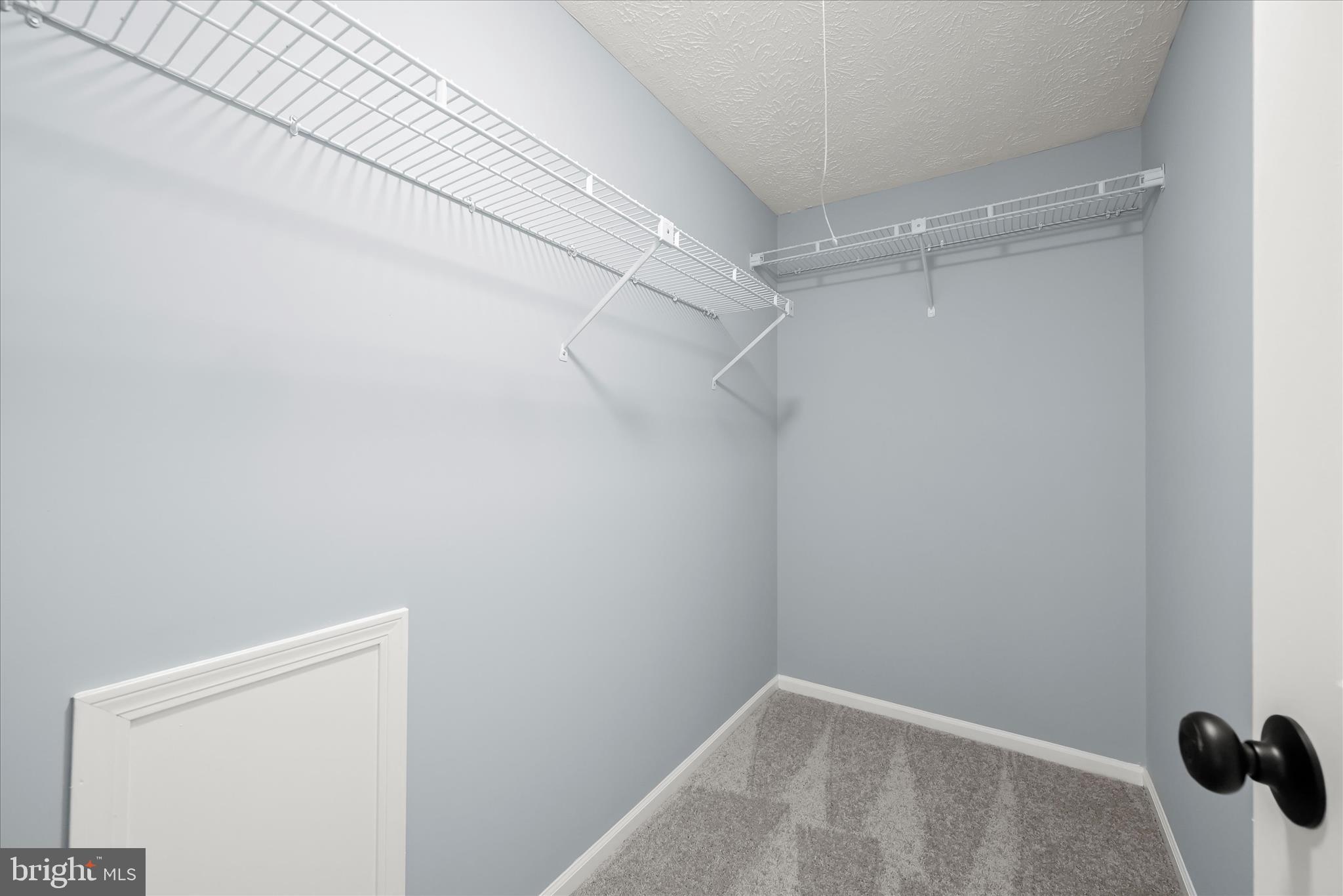 GREEN HOLLY WOODS - Residential