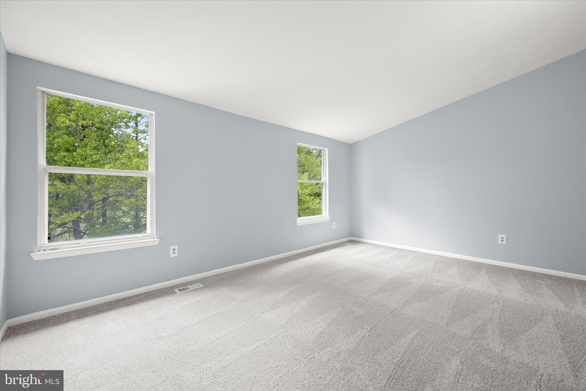 GREEN HOLLY WOODS - Residential