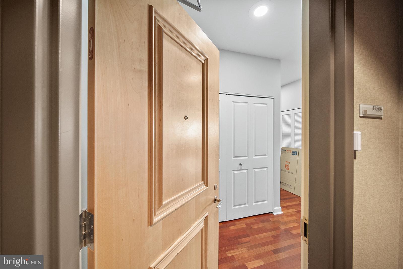 901 N PENN STREET F1206