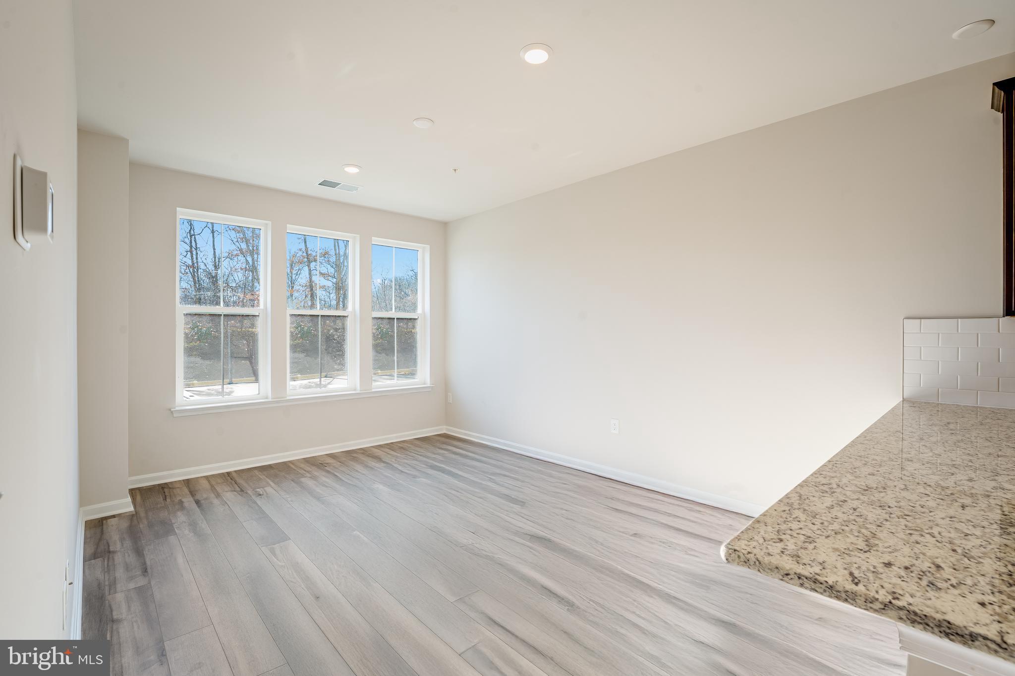 BEECHFIELD MANORS - Residential