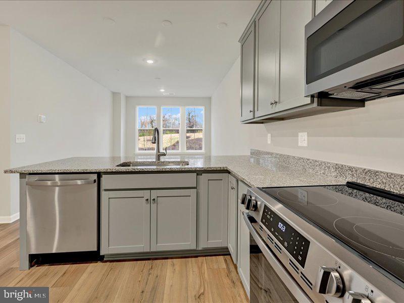 BEECHFIELD MANORS - Residential