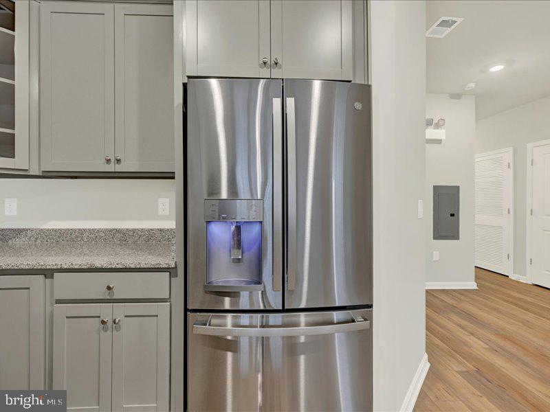 BEECHFIELD MANORS - Residential