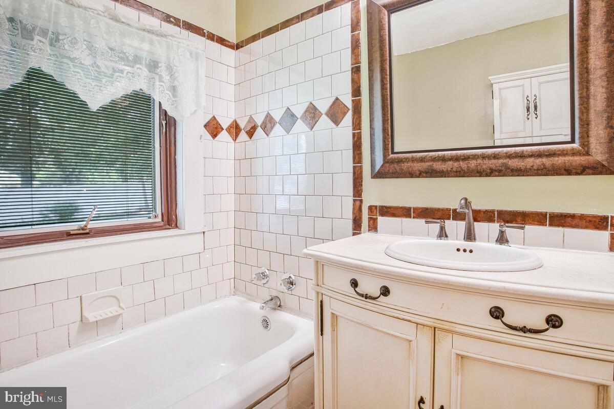 CHAMBERLEA - Residential