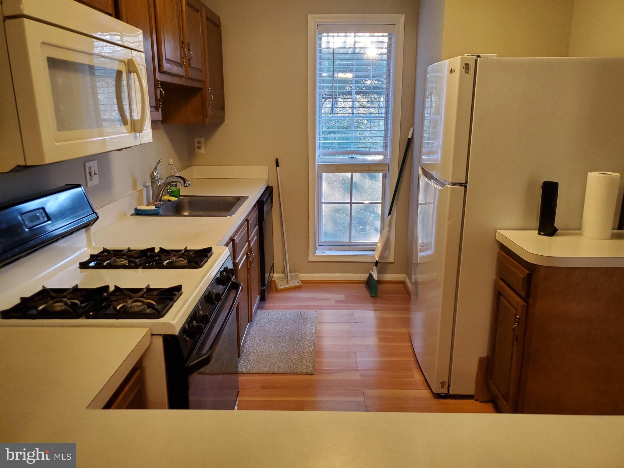 VININGS CONDO - Residential